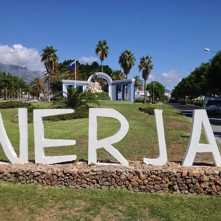 فيلة R1352 Pinomar D نيرخا