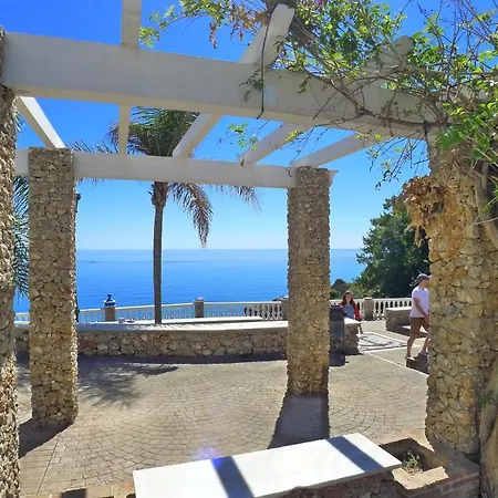 R1352 Pinomar D Villa